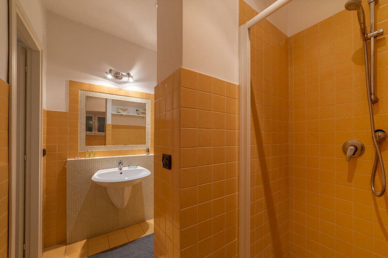 Colosseo&San Clemente Cozy Flat Rzym Zewnętrze zdjęcie